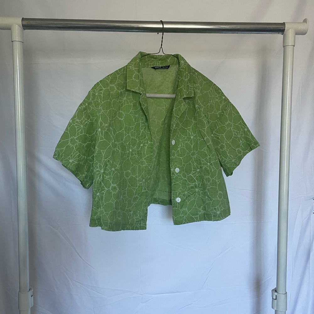 Cropped Collared Button Down
